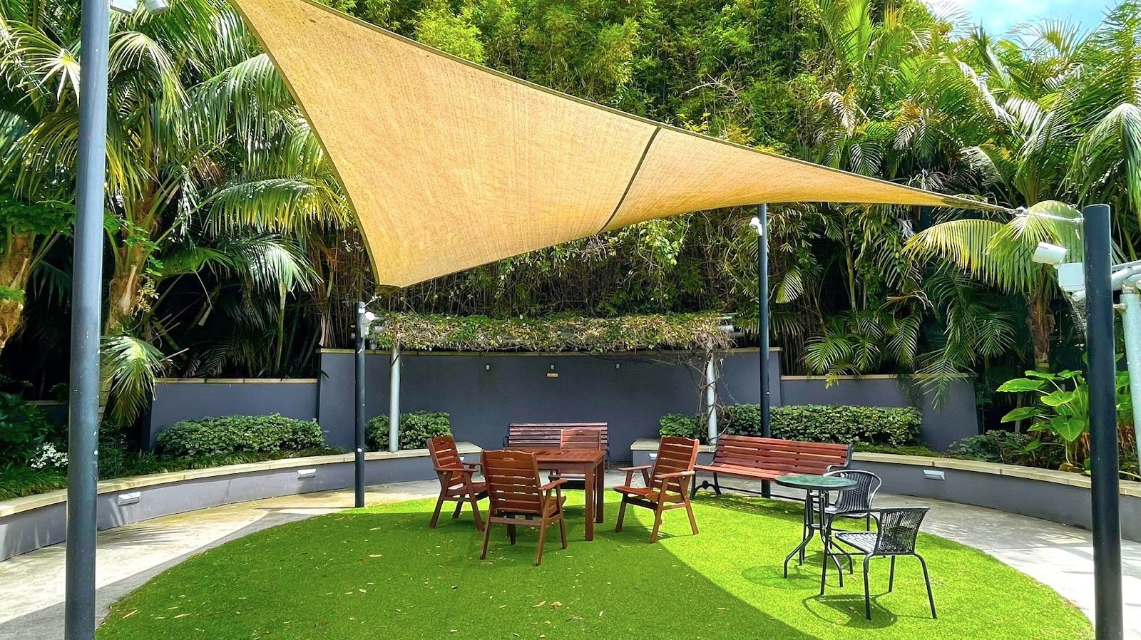 Alkira Gardens