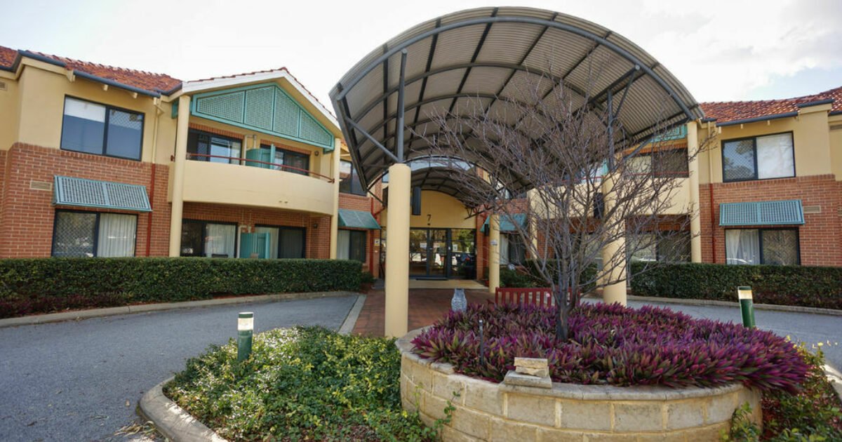 Amana Living Moline House
