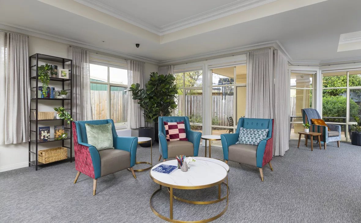 Avondale Heights Care Community