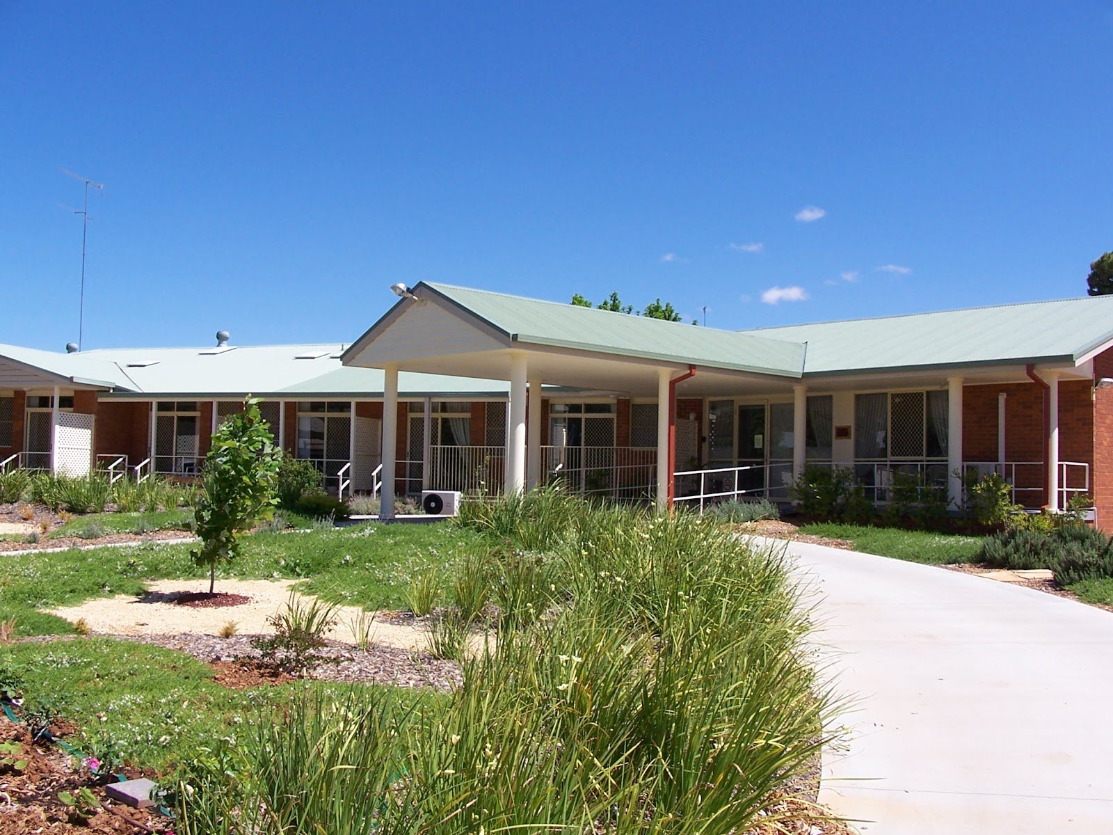 Lachlan Lodge