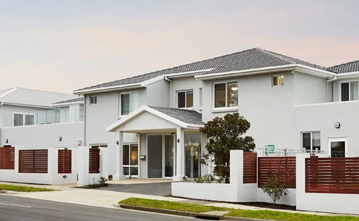 Oakleigh Manor Care Community